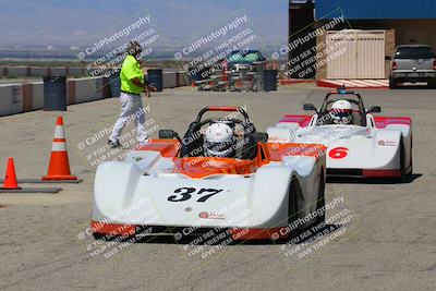 media/Jun-05-2022-CalClub SCCA (Sun) [[19e9bfb4bf]]/Around the Pits/